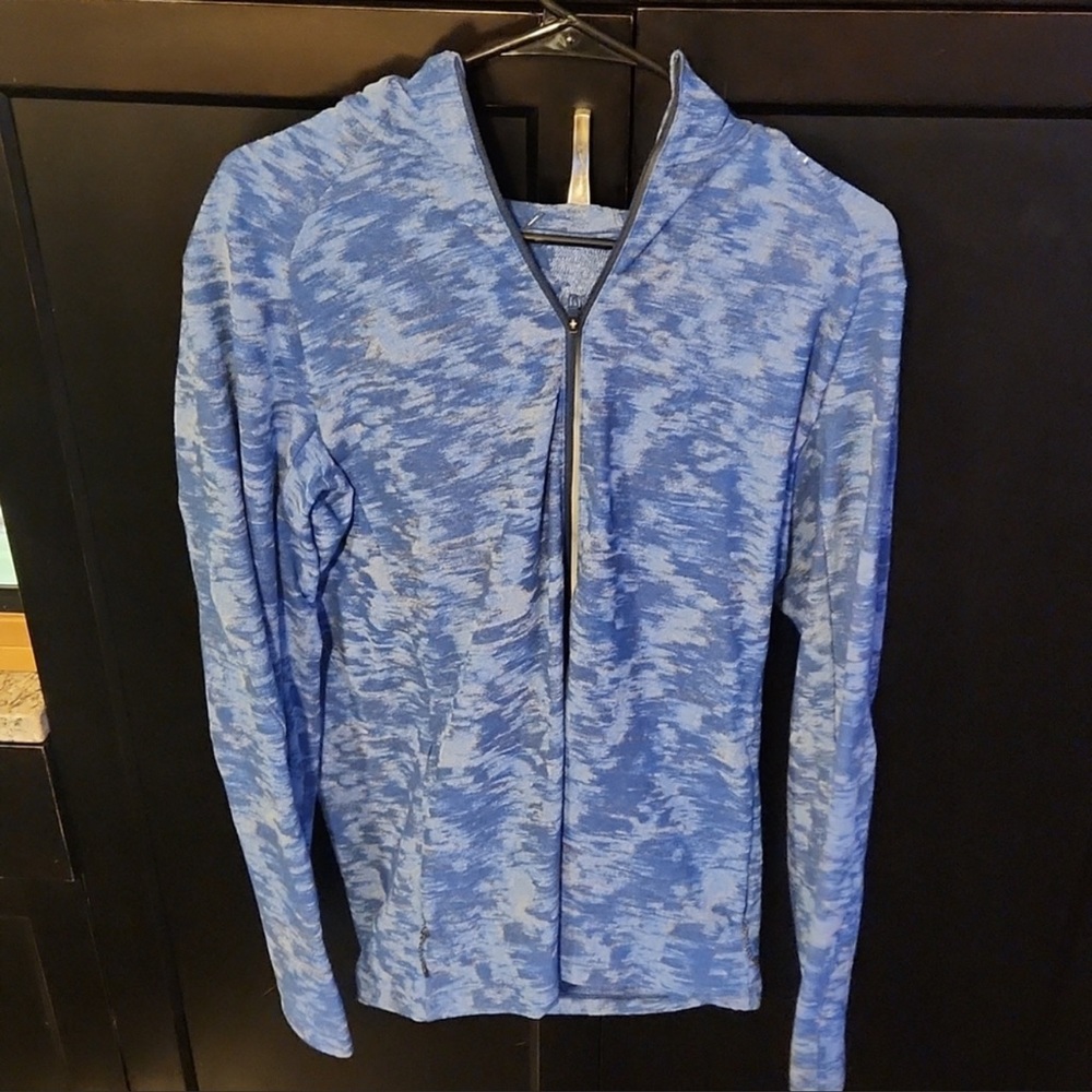 Lululemon surge hoodie